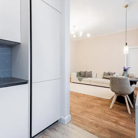 Quiet Center Signature Suite, 1br アパート *
